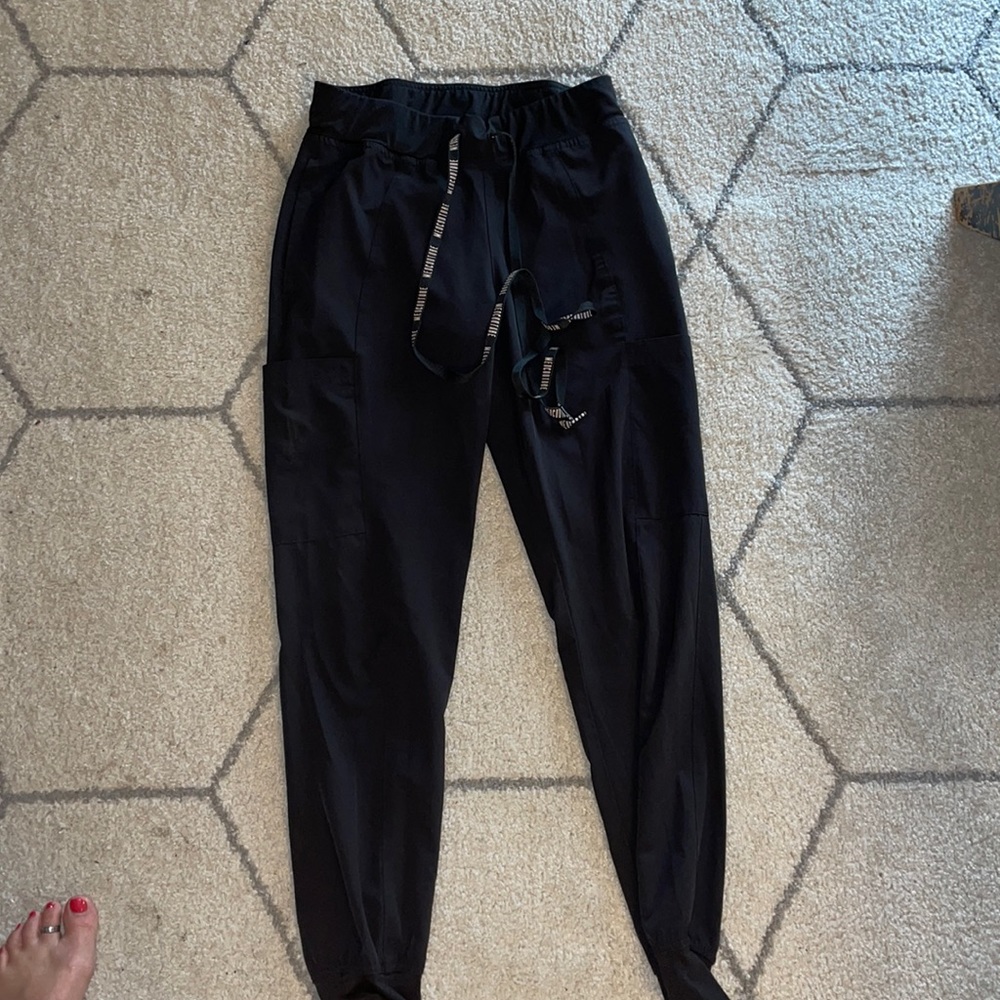 Medcouture scrubs pants